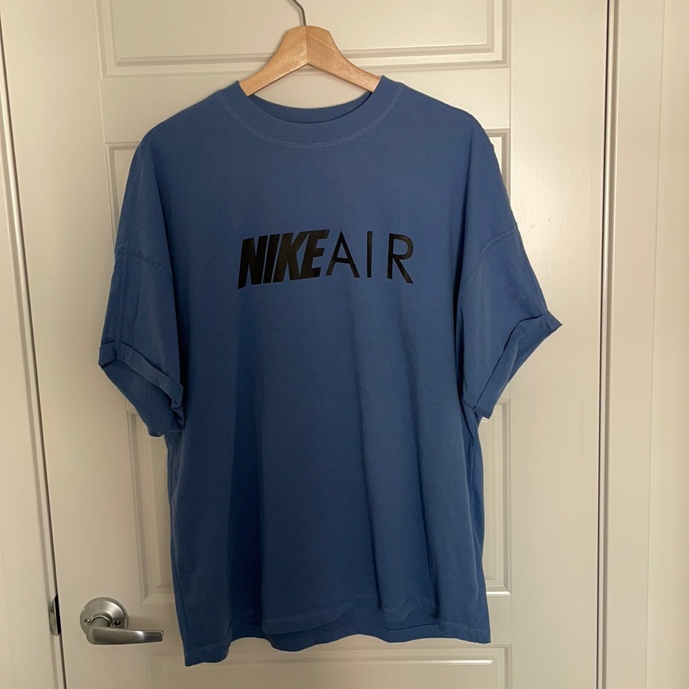 Nike T-shirt